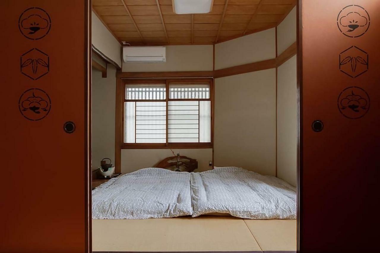 Bar併設の仕掛け満載忍者ハウス!Wi-Fi!天王寺電車で15分!帝塚山四丁目駅3メートル! Hotel Осака Екстериор снимка