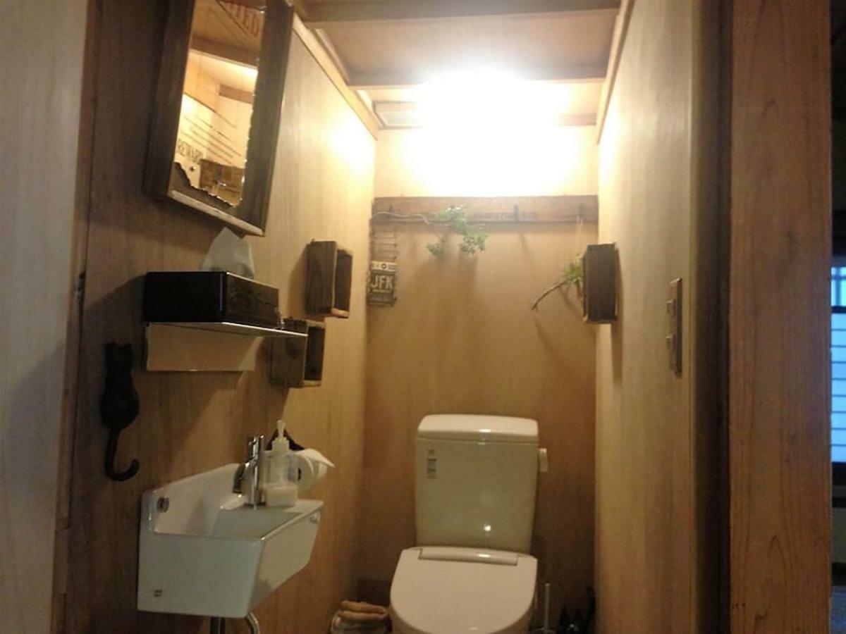 Bar併設の仕掛け満載忍者ハウス!Wi-Fi!天王寺電車で15分!帝塚山四丁目駅3メートル! Hotel Осака Екстериор снимка